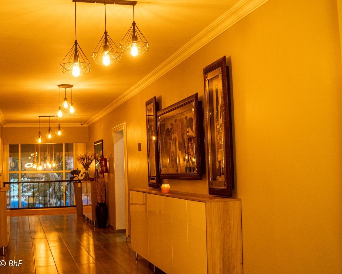 Henry George Guest House Претория Екстериор снимка