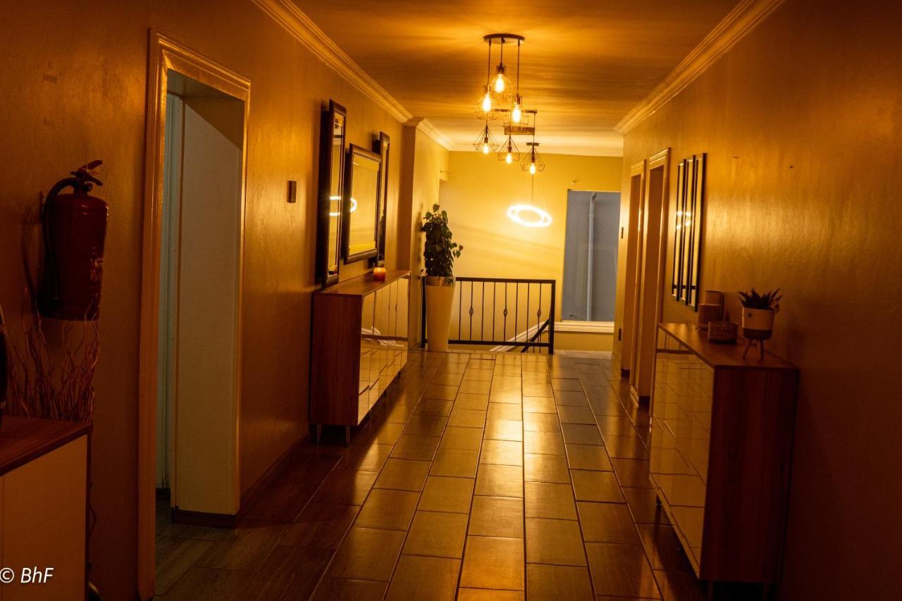 Henry George Guest House Претория Екстериор снимка