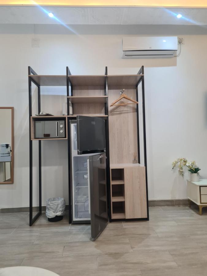 Henry George Guest House Претория Екстериор снимка